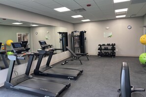 Fitness facility - Wingate by Wyndham Geneva at SPIRE Academy (Geneva)