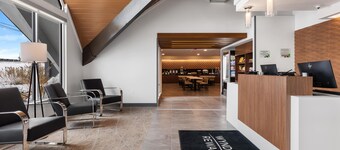 Wingate by Wyndham Geneva at SPIRE Academy