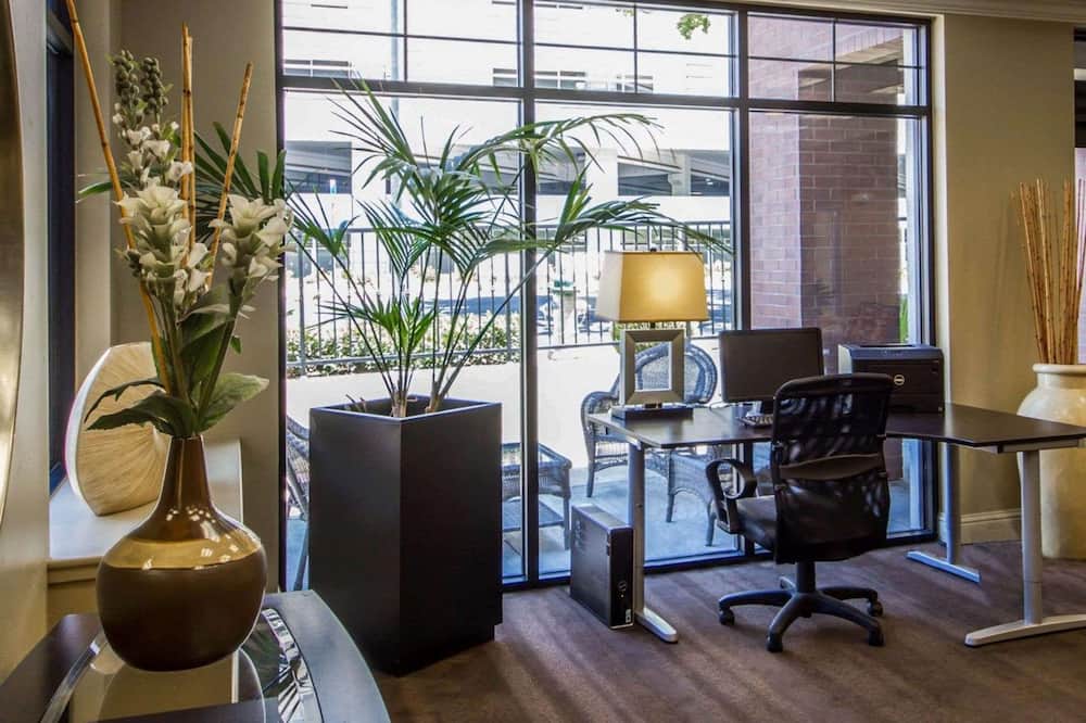 Hotel Med Park, an Ascend Collection Hotel