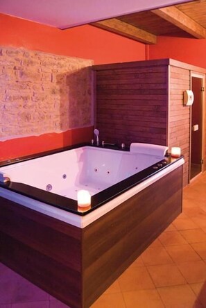 Sauna, hot tub, steam room - Hotel Perbacco (Sant'Angelo Limosano)