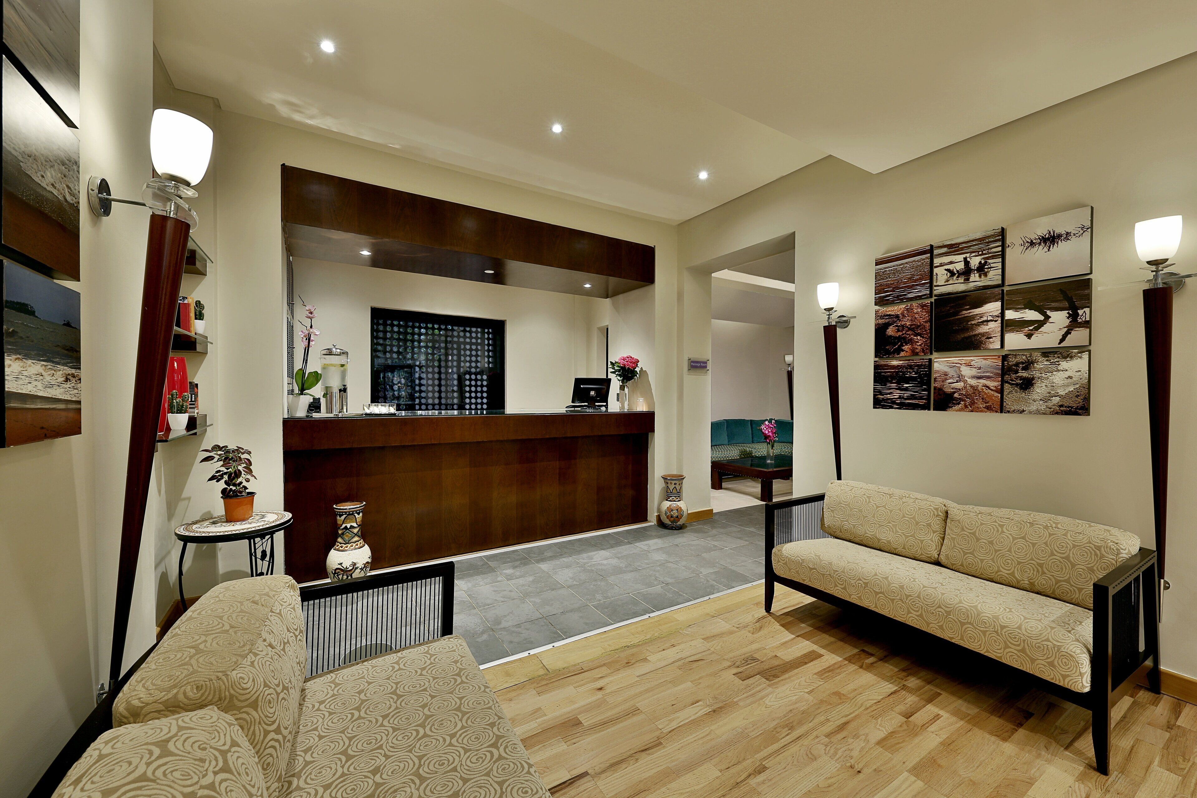Sauna, soins du visage, massages