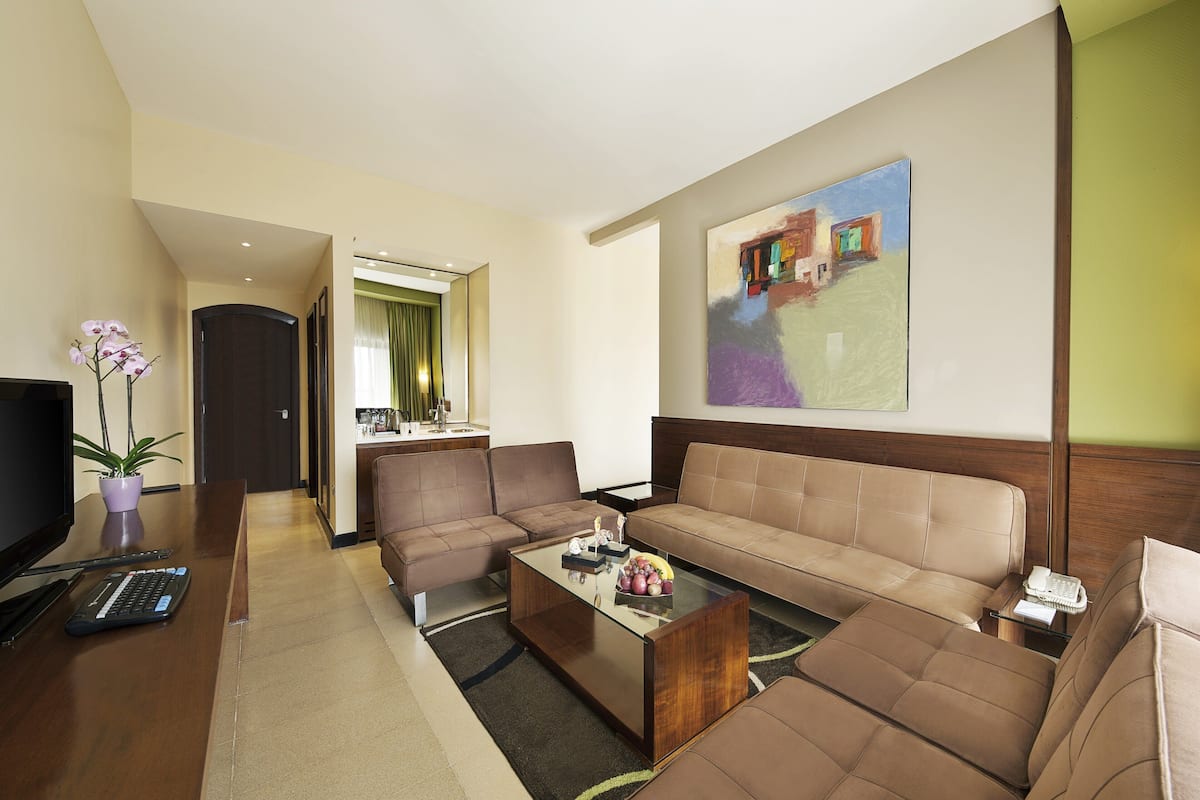 1 bedroom, free minibar, in-room safe, desk