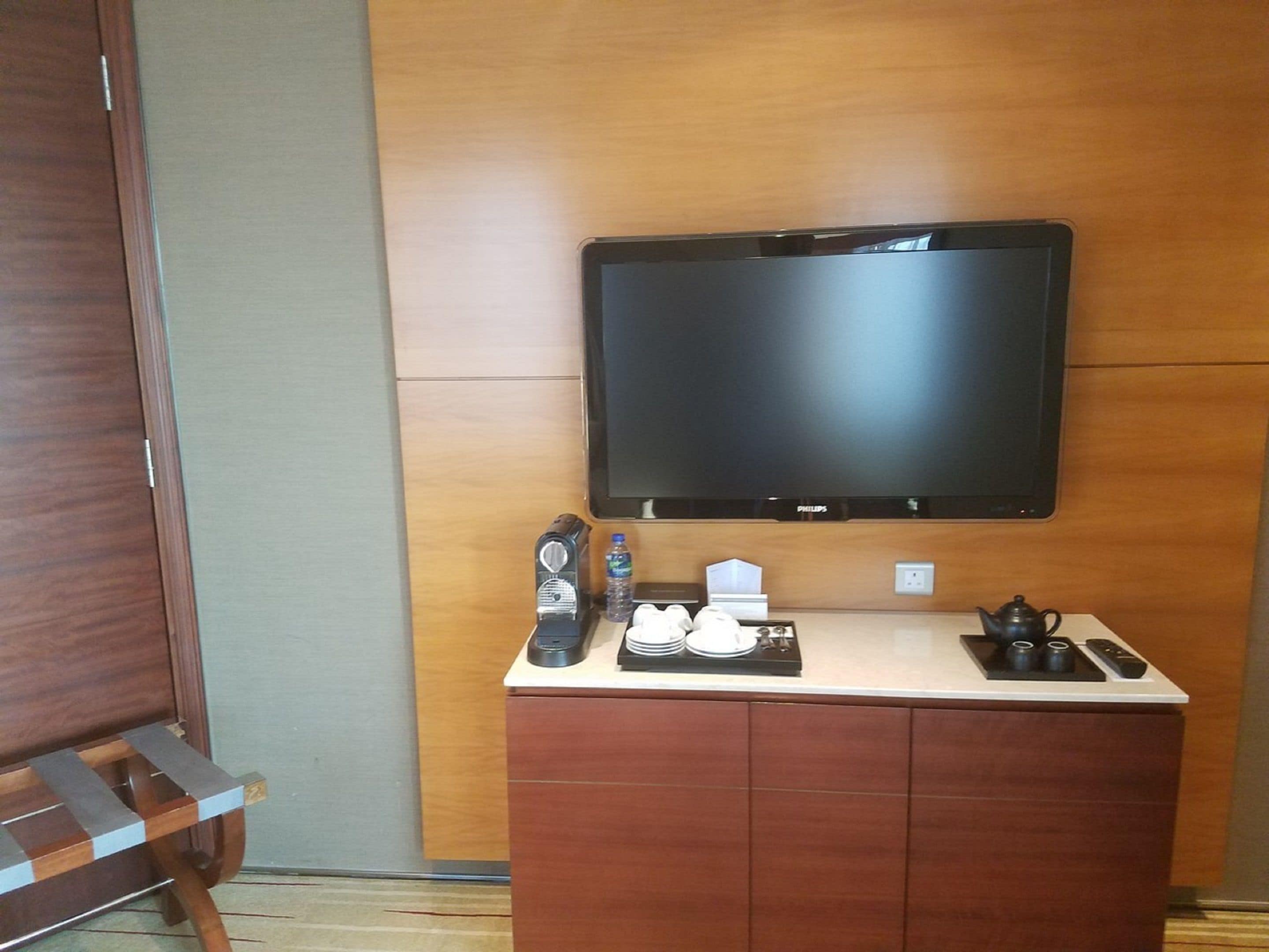 minibar, in-room safe, desk, iron/ironing board