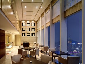 Executive lounge - Hyatt Regency Hong Kong, Tsim Sha Tsui (Kowloon)