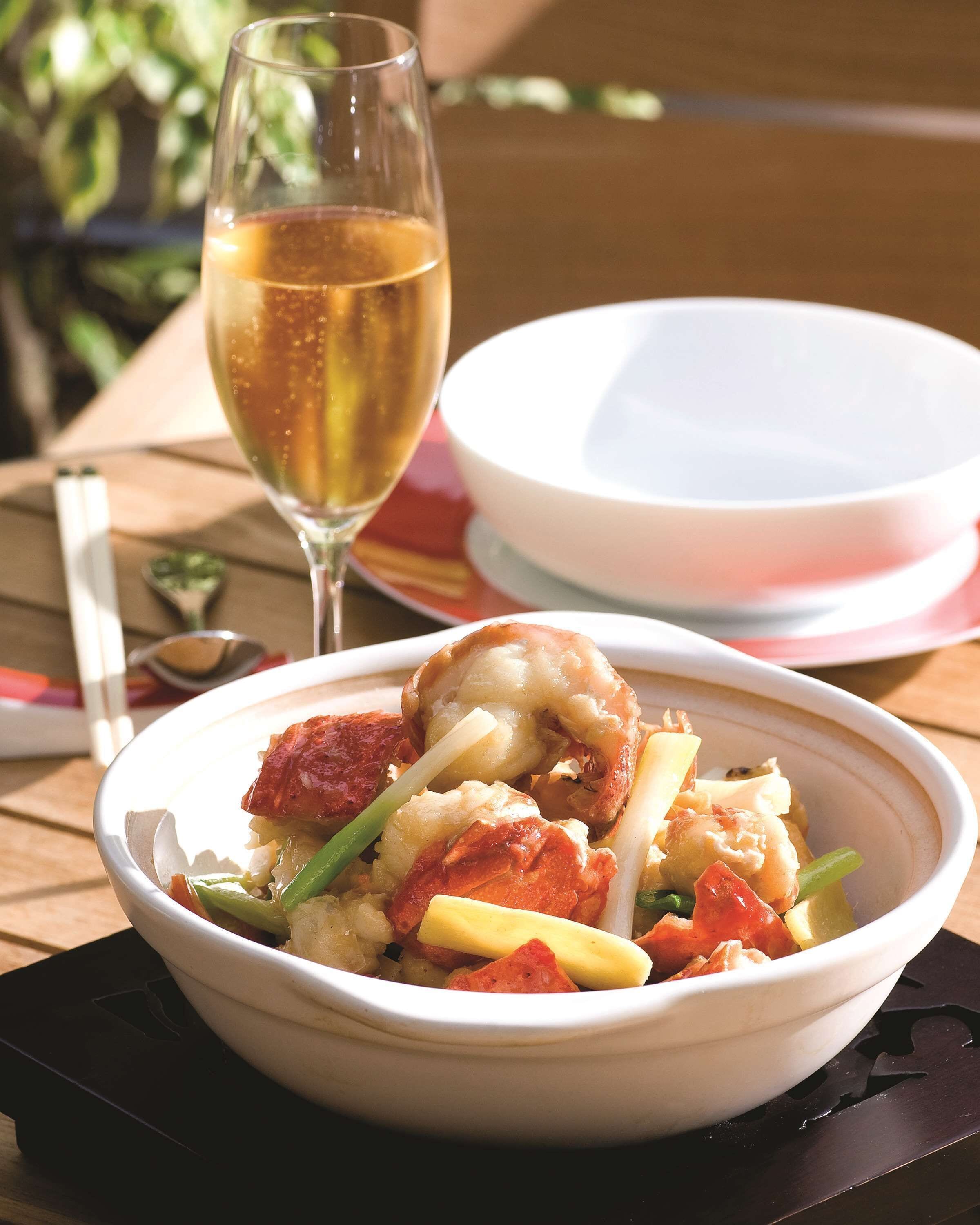 breakfast, lunch and dinner served