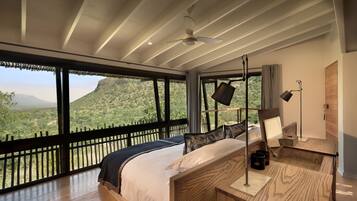 Caja de seguridad en la habitación, escritorio y cunas gratuitas