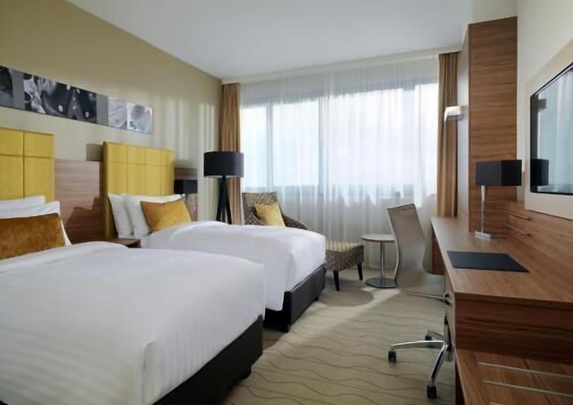 In-room safe, desk, blackout drapes, soundproofing