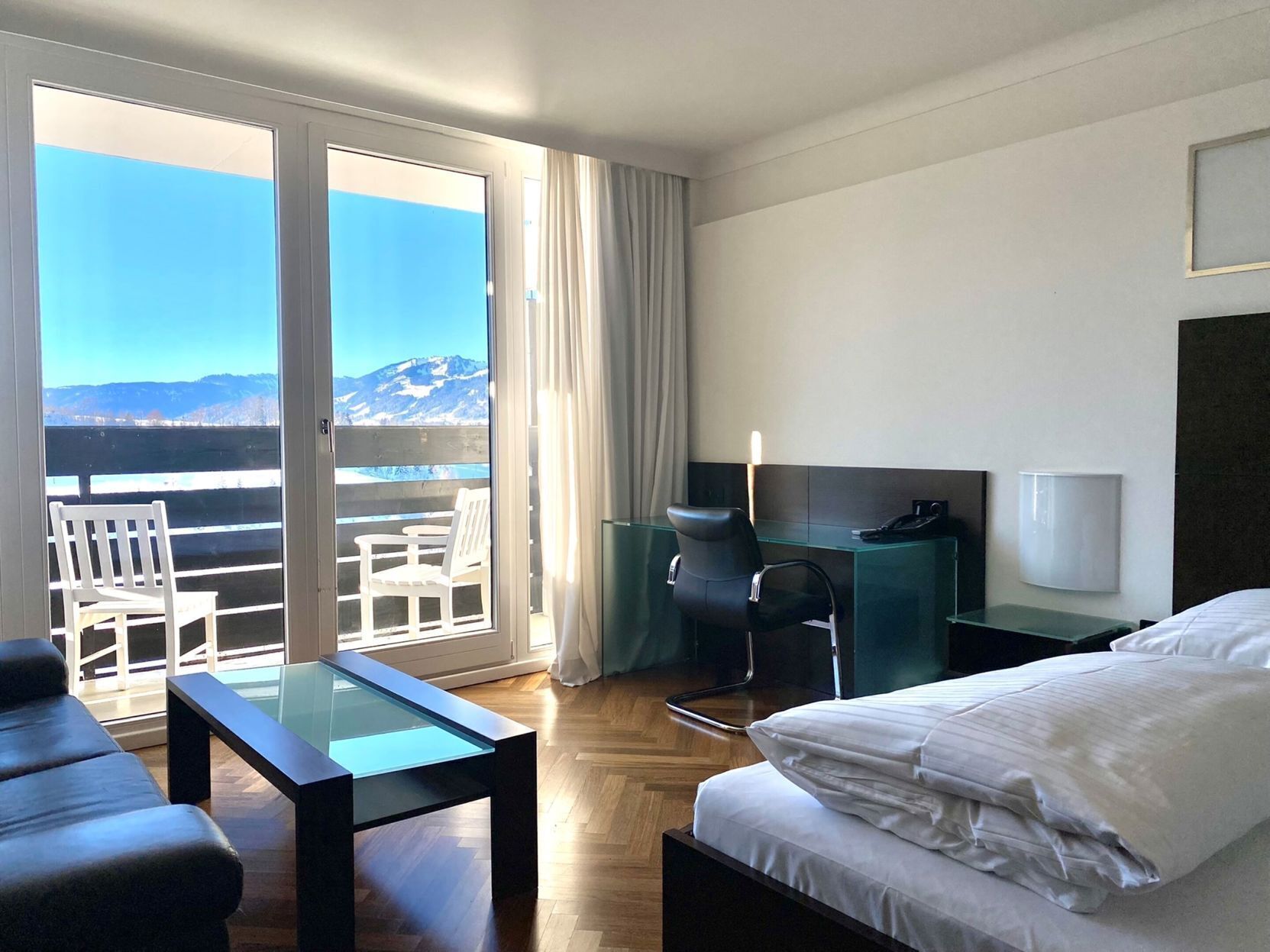 Blackout curtains, free WiFi, bed sheets