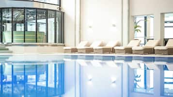 2 indoor pools, seasonal outdoor pool, sun loungers