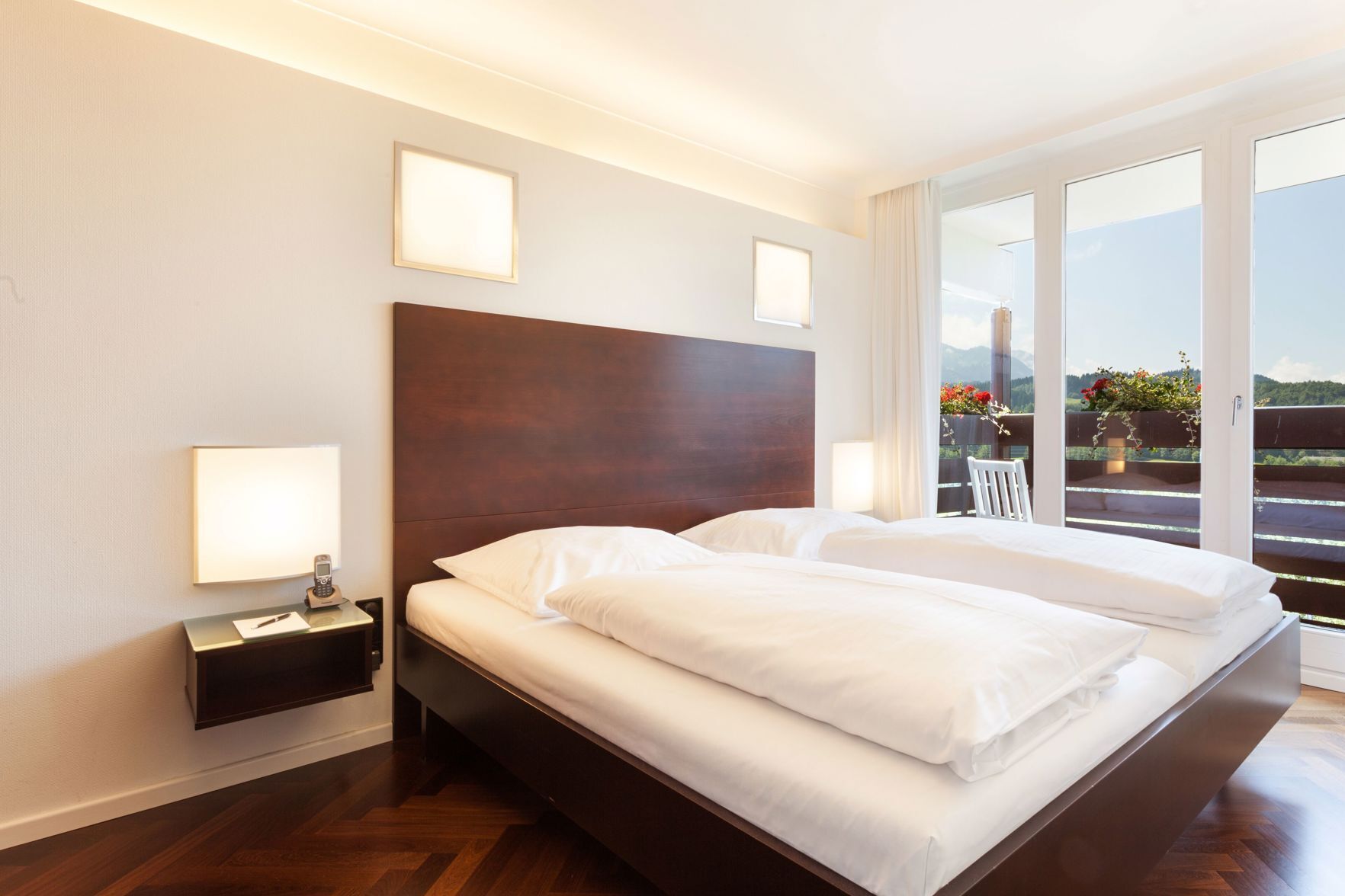 Blackout curtains, free WiFi, bed sheets