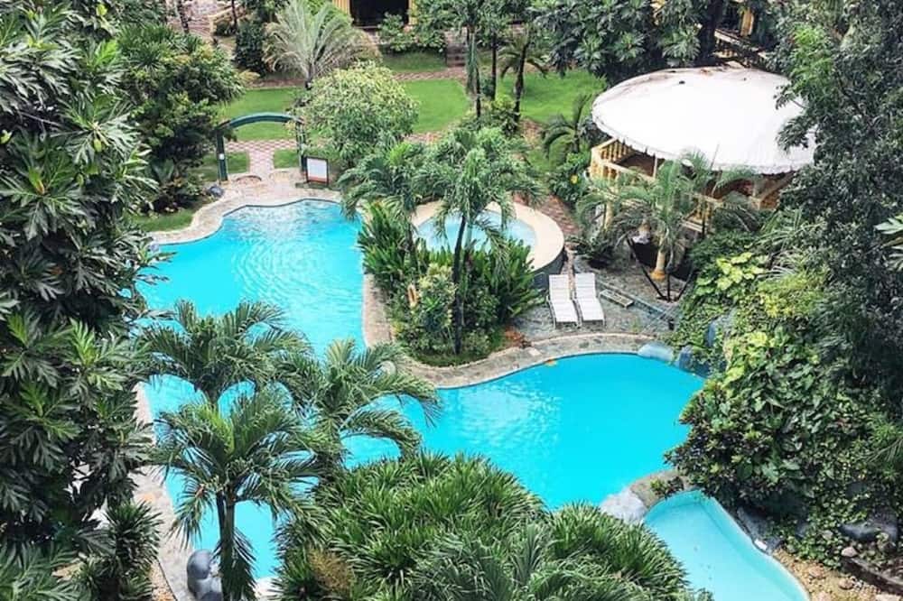 Paradise Garden Hotel and Convention Boracay Powered by ASTON