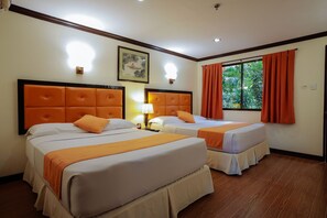 Garden view - Paradise Garden Hotel and Convention Boracay Powered by ASTON (Boracay Island)