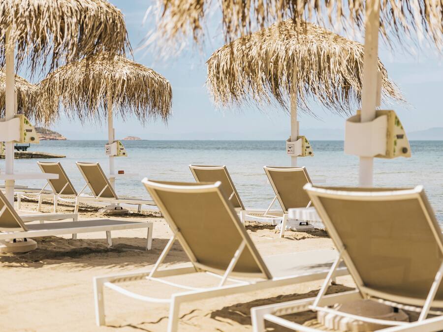 Private beach nearby, sun loungers, beach umbrellas, rowing