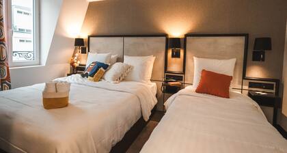 Hotel La Maison Montparnasse