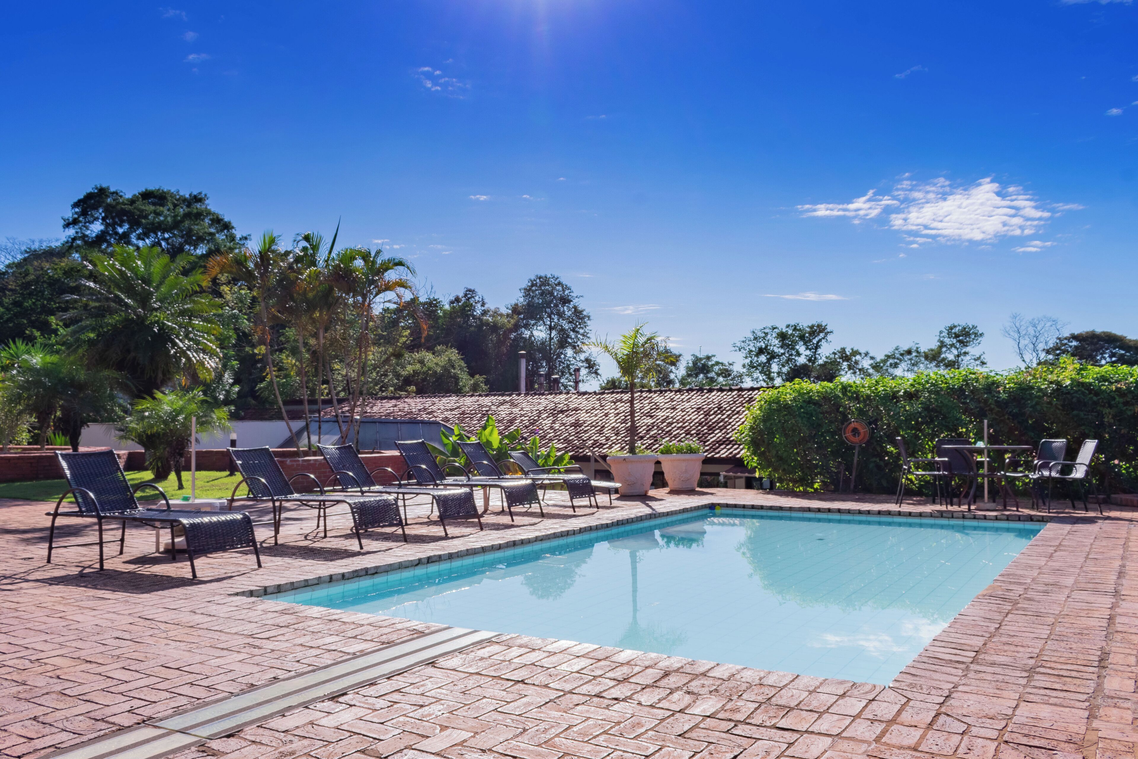 Piscina interna, piscina externa