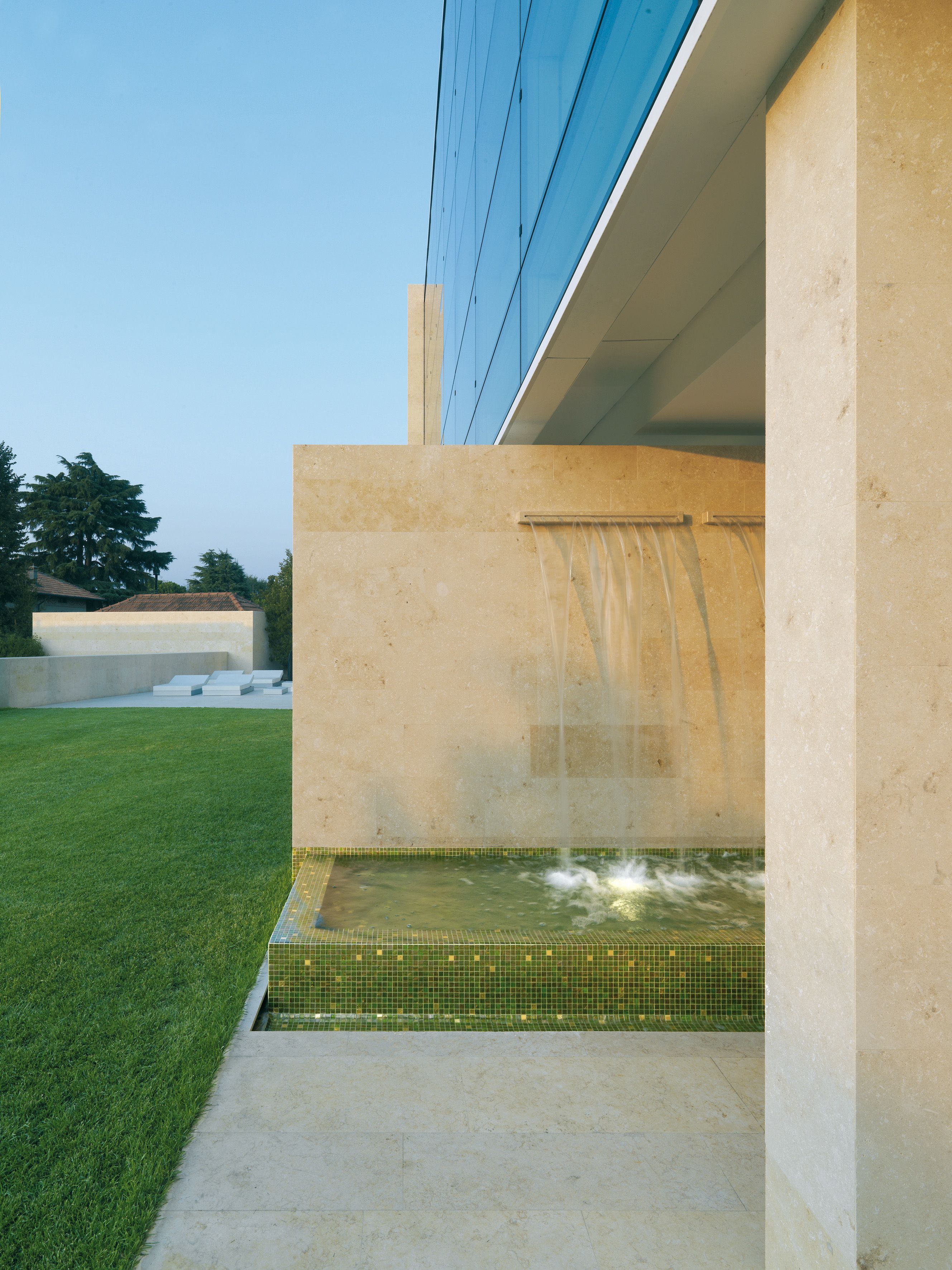 couples treatment room(s), hot tub, turkish bath/hammam, body treatments