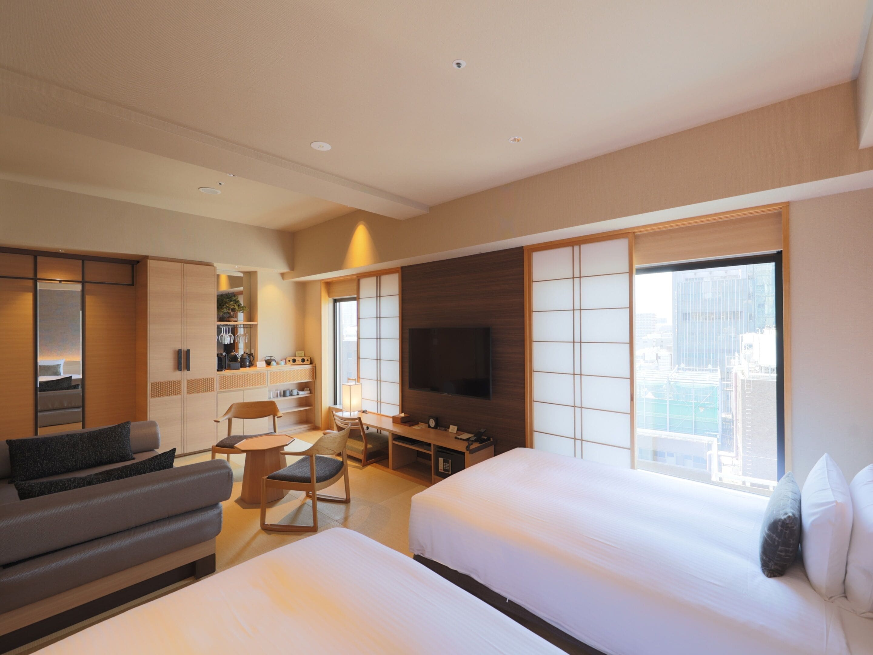Signature Twin Room, Non Smoking | In-room safe, blackout curtains, soundproofing, free WiFi