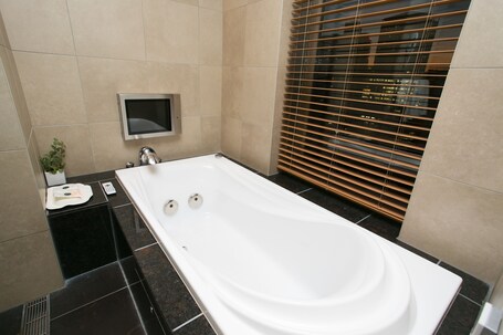 Hotel Niwa Tokyo - Image 57