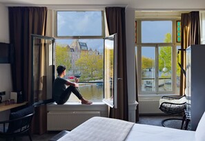 Premium bedding, pillow-top beds, in-room safe, iron/ironing board