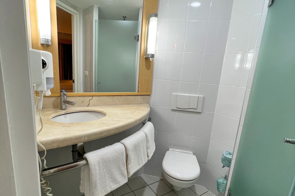 Standard-Doppelzimmer, 1 Doppelbett | Badezimmer