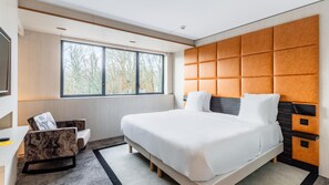 Ropa de cama de alta calidad y minibar 