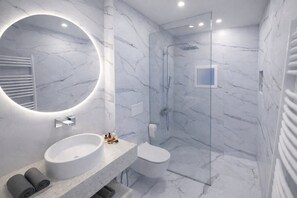 Minibar, in-room safe, desk, soundproofing - Garni Hotel Fineso (Budva)