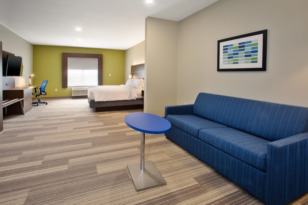 Suite, 1 Katil Raja (King) dengan Katil Sofa | 1 bilik tidur, bar mini, peti besi dalam bilik, meja