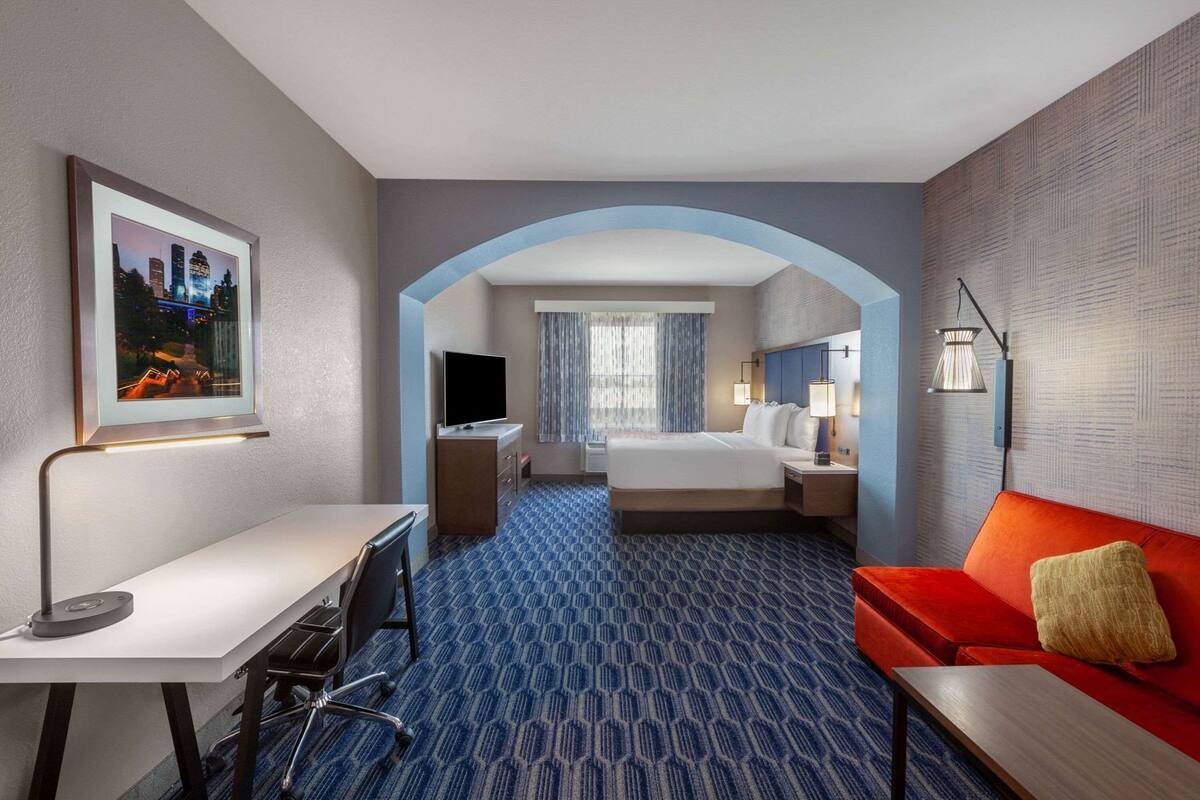 Premium bedding, pillow-top beds, in-room safe, desk