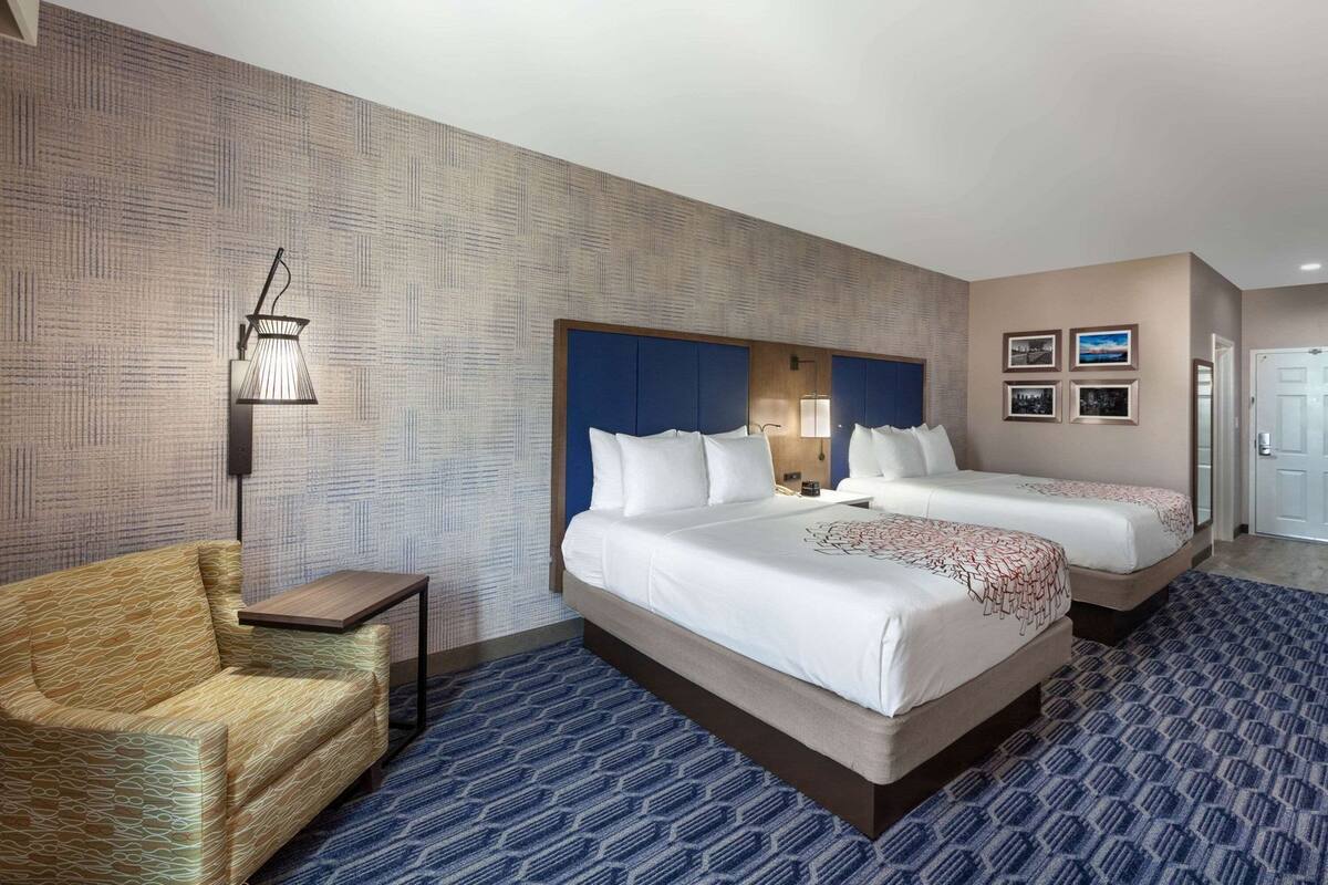 Premium bedding, pillow-top beds, in-room safe, desk
