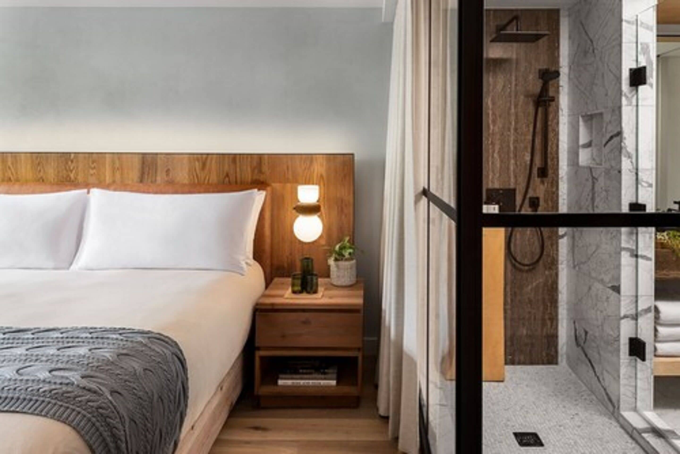 Photo - 1 Hotel Toronto