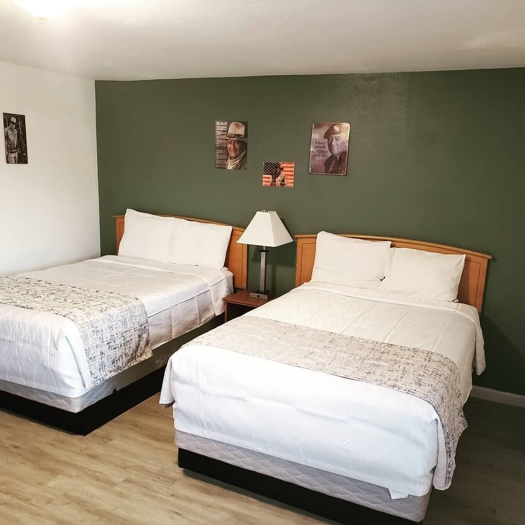 Premium bedding, down duvets, Select Comfort beds