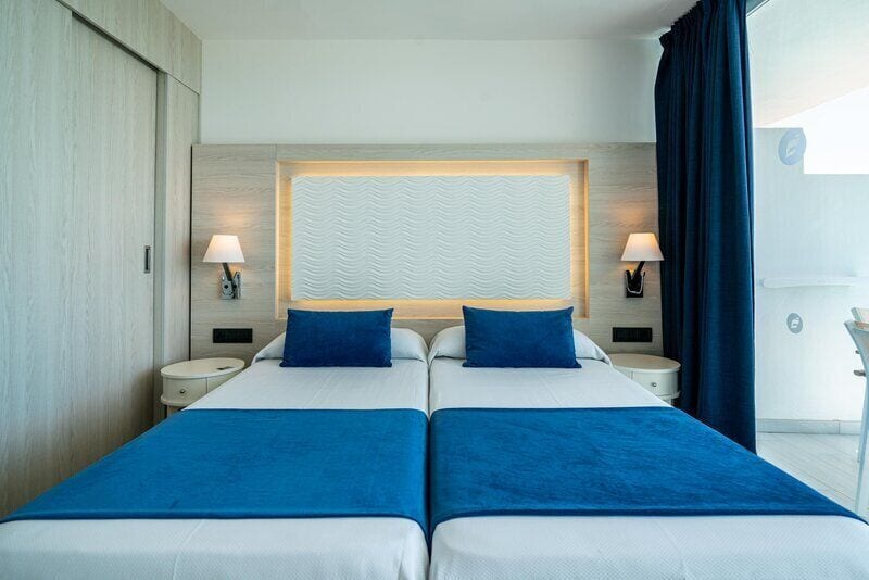 1 dormitorio, escritorio, wifi gratis y ropa de cama