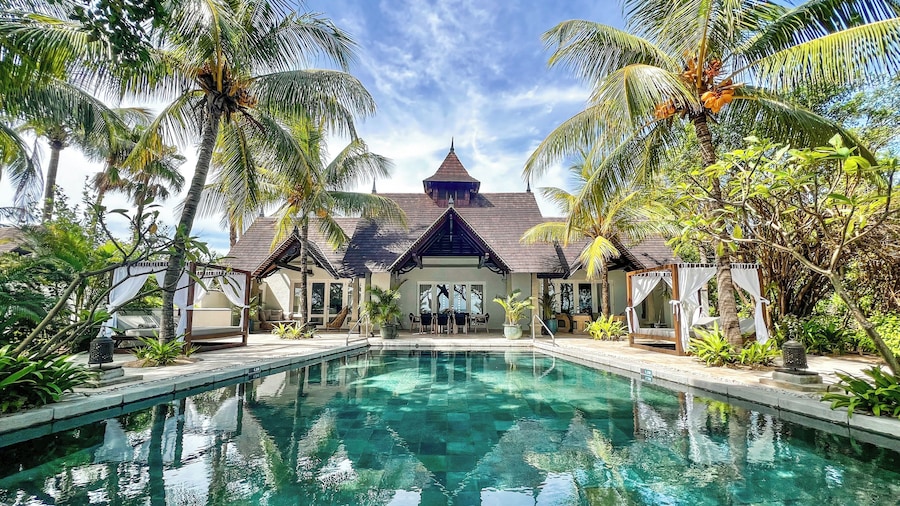 Maradiva Villas Resort & Spa