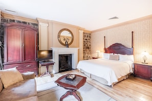 1 bedroom, soundproofing, iron/ironing board, free WiFi