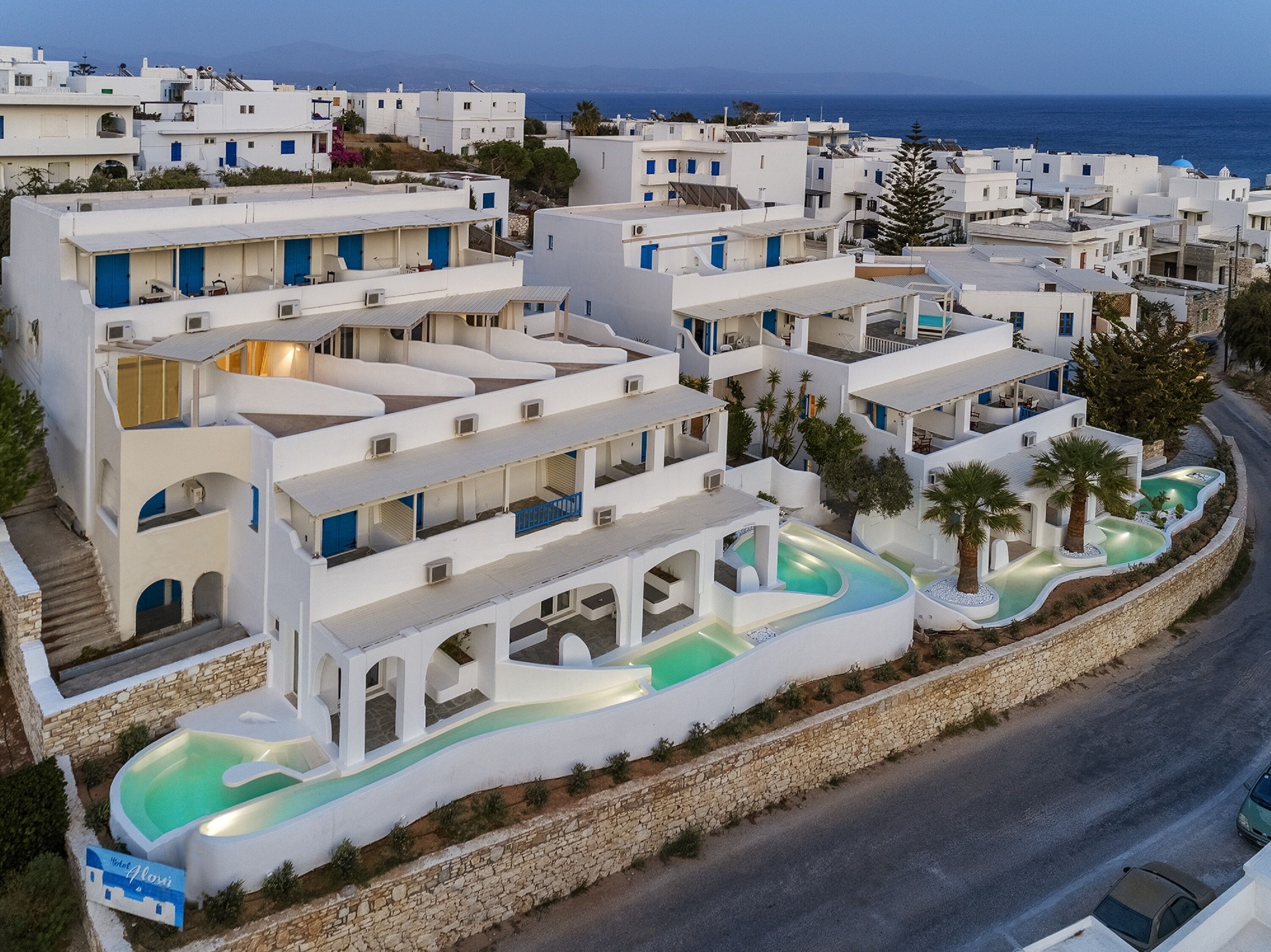 المنشأة من الخارج