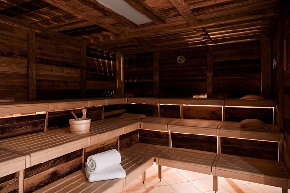 Couples treatment room(s), sauna, steam room, Turkish bath/hammam