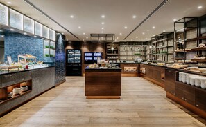 Daily full breakfast (EUR 32 per person) - Grand Tirolia Kitzbühel - Member of Hommage Luxury Hotels Collection (Kitzbuhel)