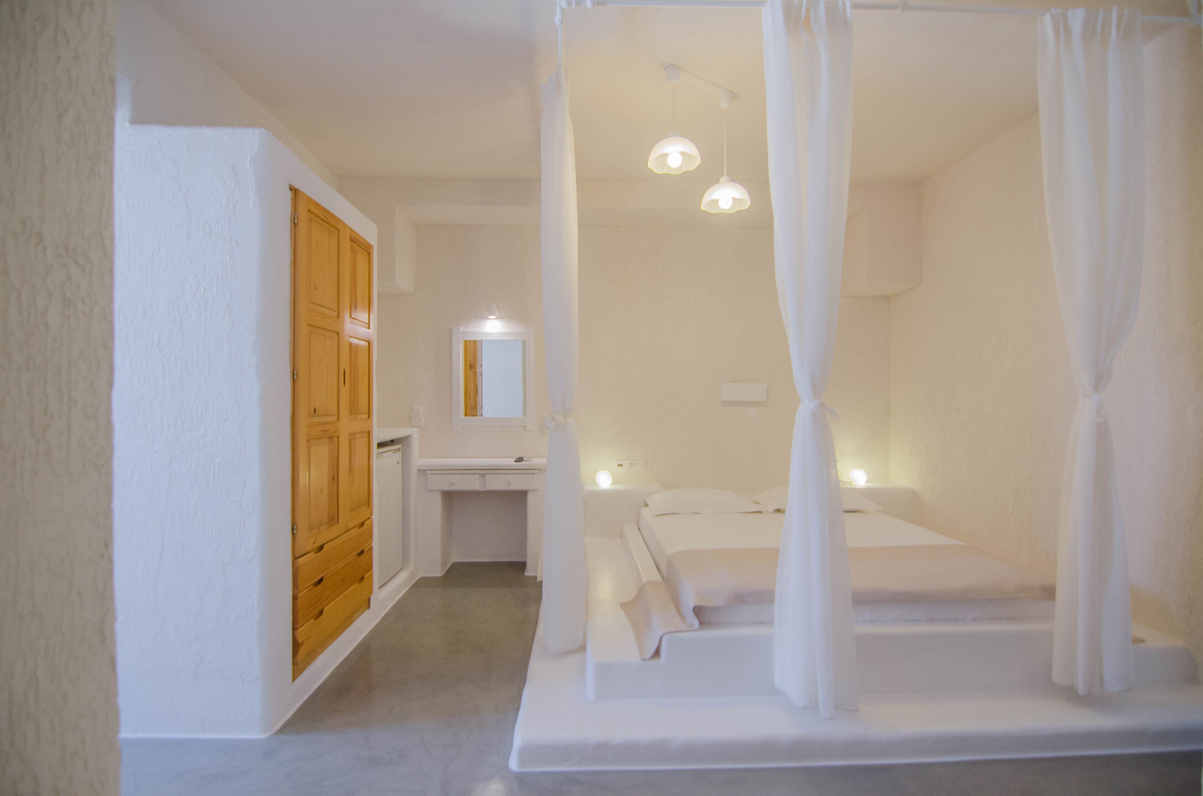 classic studio | 1 bedroom, premium bedding, pillow-top beds, iron/ironing board