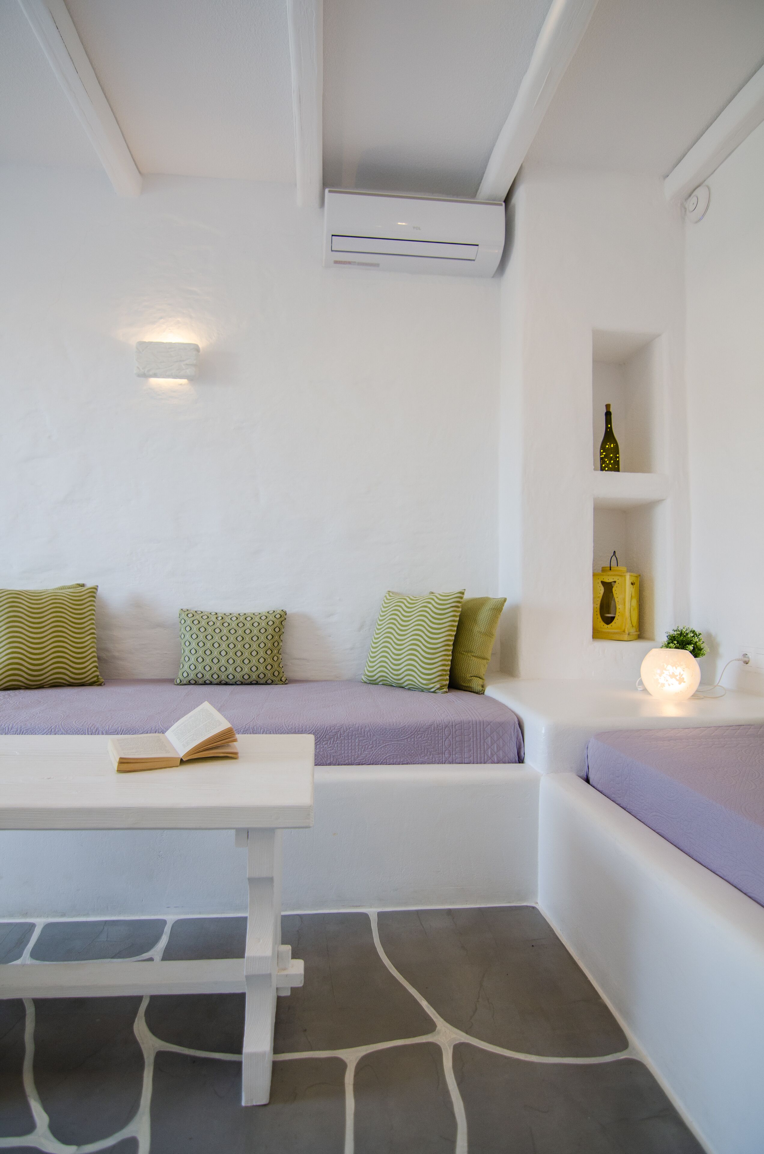 deluxe quadruple room | 1 bedroom, premium bedding, pillow-top beds, iron/ironing board