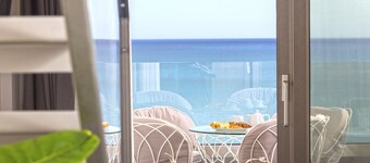  Pearl SeaBreeze Suites