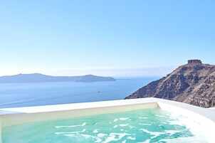 Double Room, Hot Tub (Prestige Room - Caldera View) | View from room