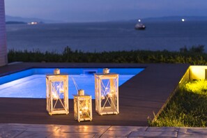 Villa Sea View with Private Hot-Tub and Heated Pool | Pool