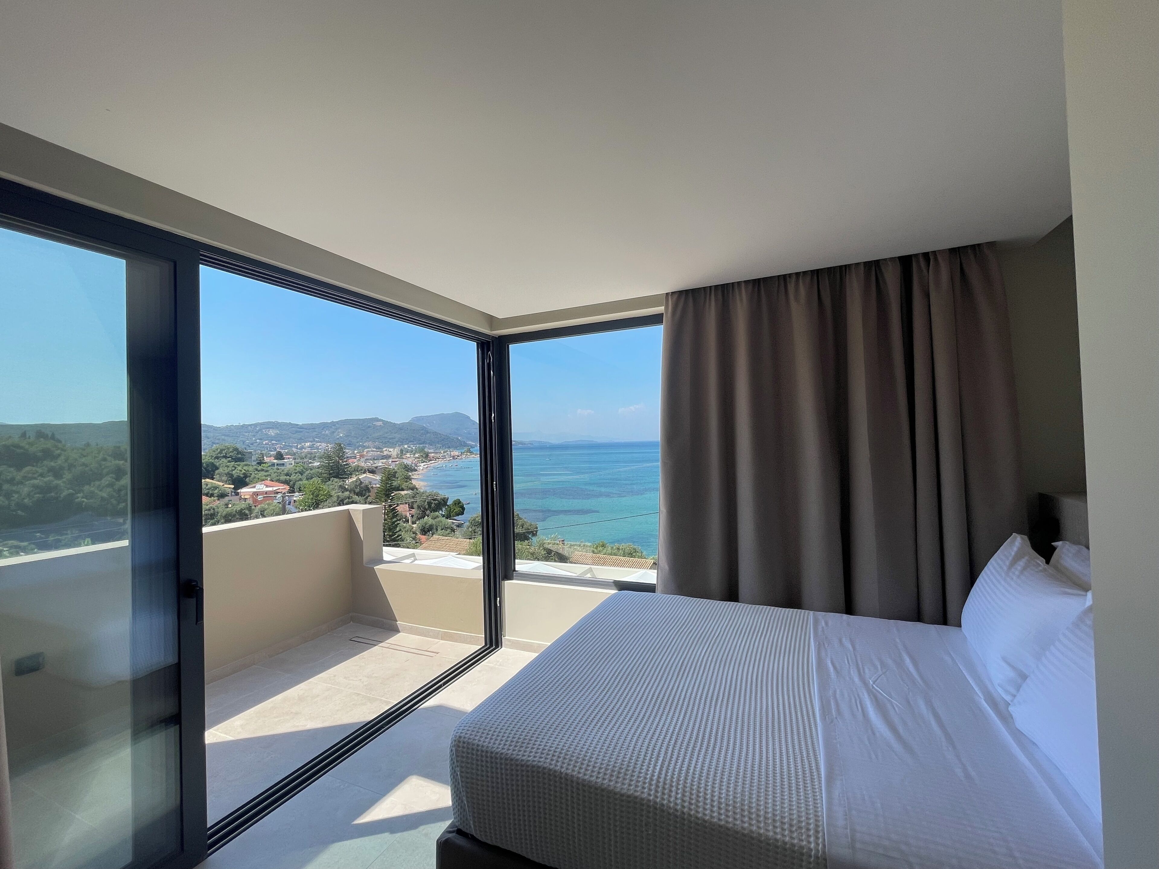 Premium Villa Sea View with Private Hot-Tub and Heated Pool | Draps en coton égyptien, literie de qualité supérieure