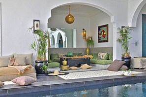 Lobby sitting area - Riad Anyssates (Marrakech)
