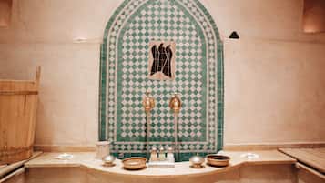 Steam room, Turkish bath/hammam, body treatments, body wraps