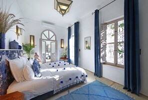 Superior Suite, 1 Bedroom, Ensuite, Courtyard Area | Premium bedding, individually decorated, individually furnished - Riad Anyssates (Marrakech)