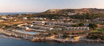 克雷斯頓皇家欣悅度假村