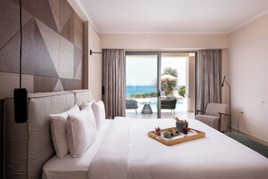 Ropa de cama de alta calidad y minibar