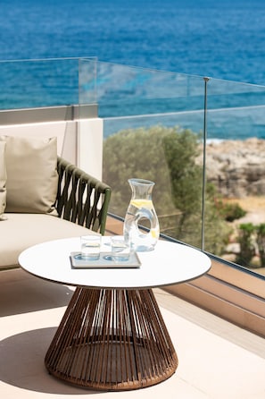 Ropa de cama de alta calidad y minibar