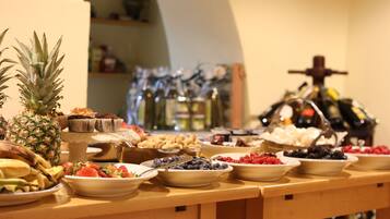 Free daily local cuisine breakfast